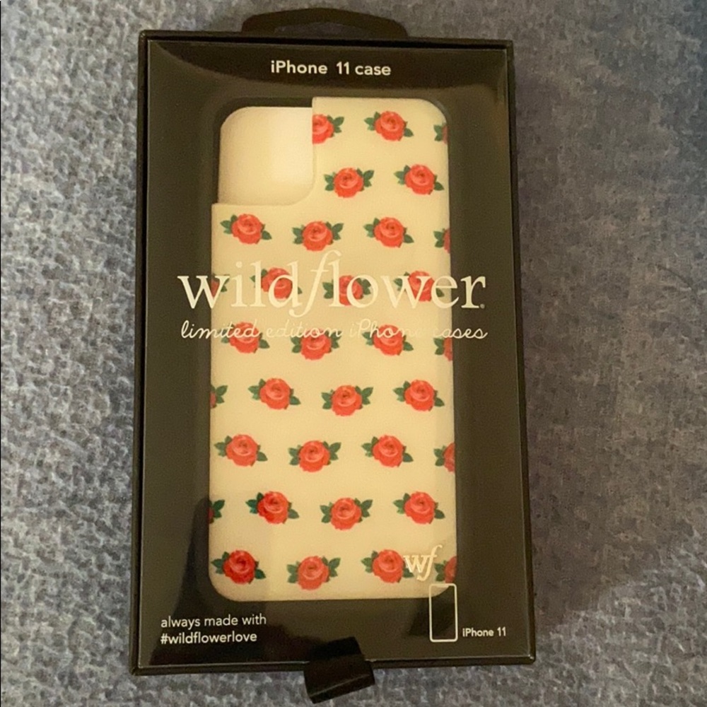 iPhone 11 wildflower case rose